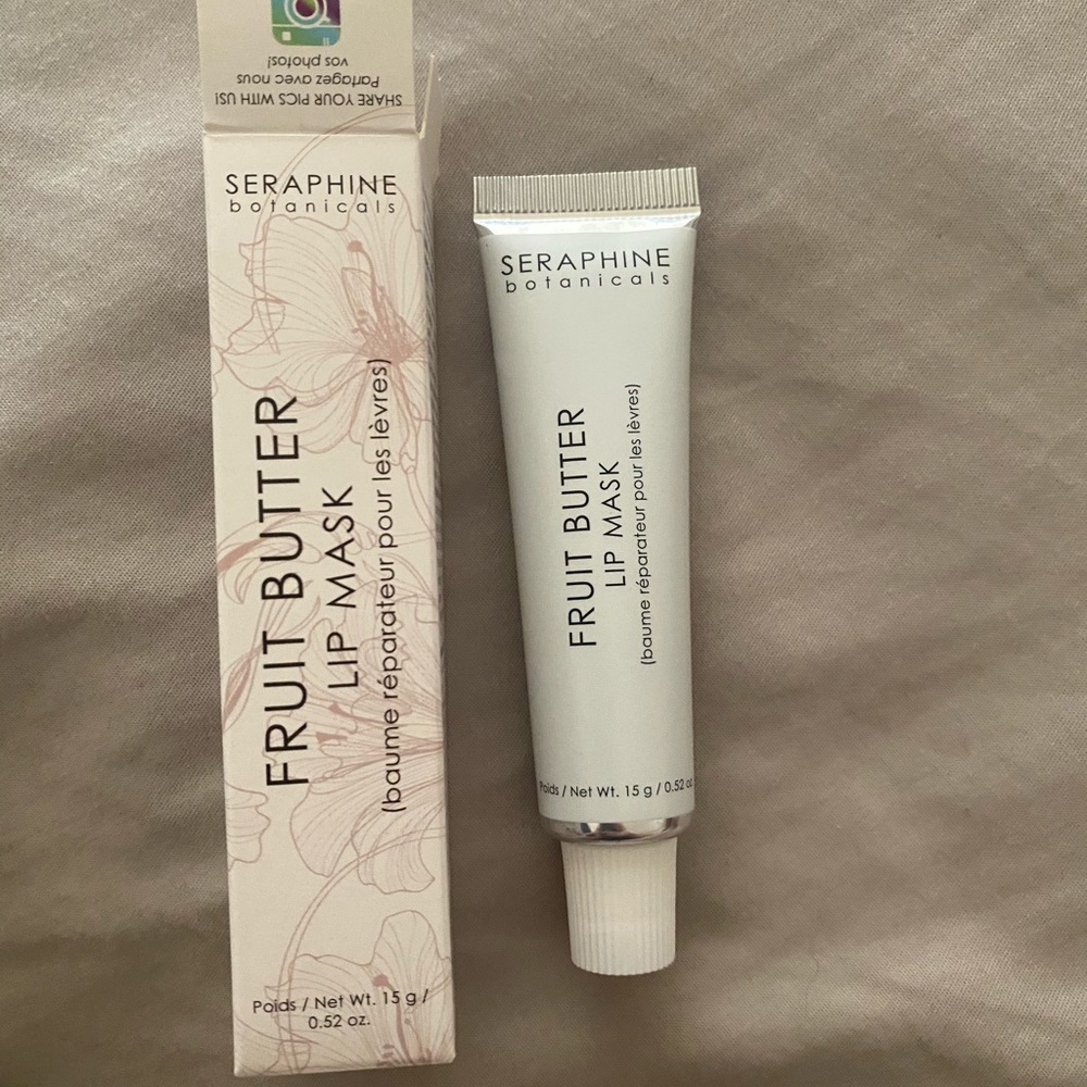 Lip mask